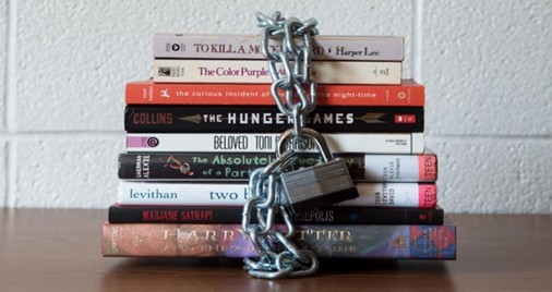 Books in chains Books in chains